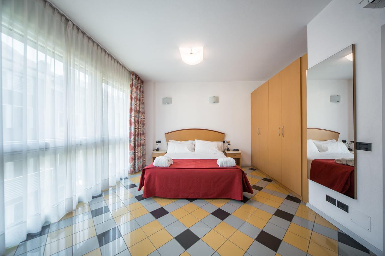 Piazzi House Aparthotel Sondrio Exterior photo