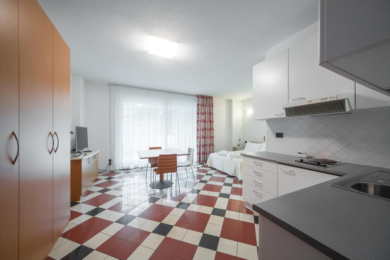 Piazzi House Aparthotel Sondrio Exterior photo