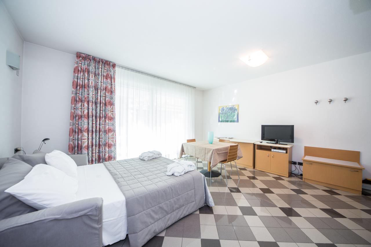Piazzi House Aparthotel Sondrio Exterior photo