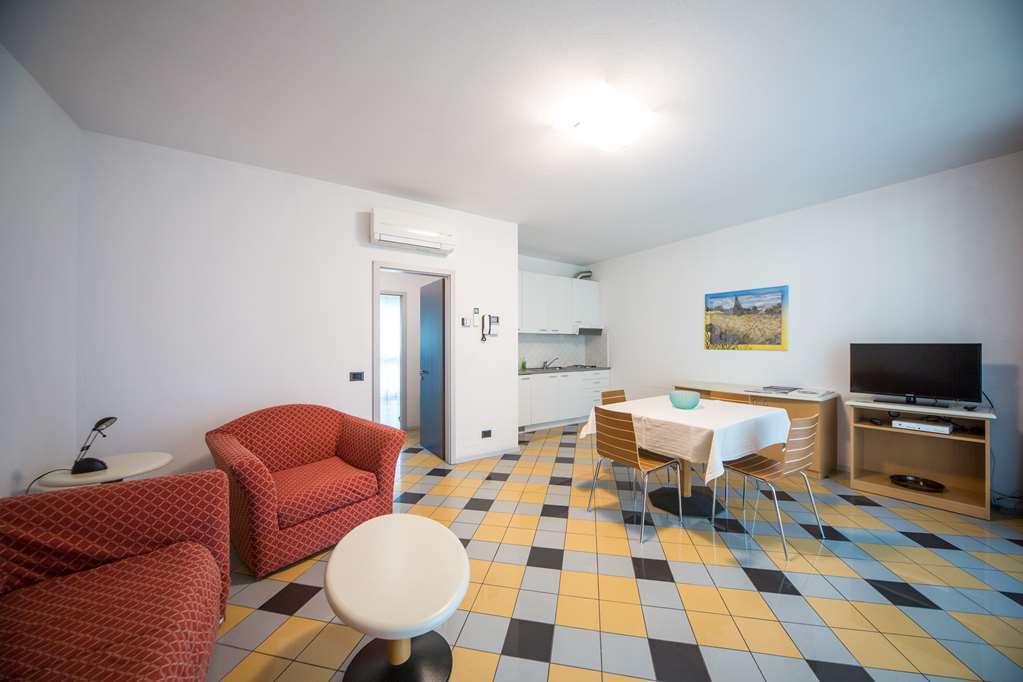 Piazzi House Aparthotel Sondrio Room photo